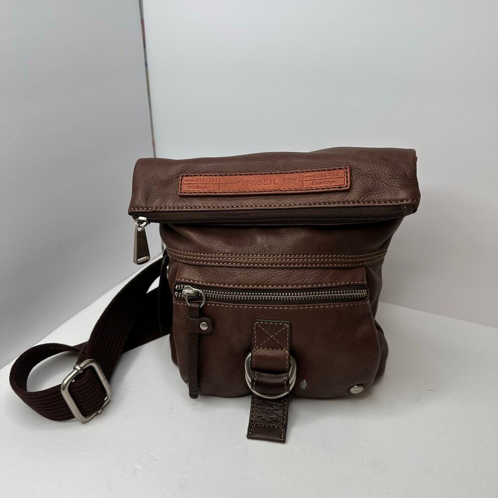 Vintage Y2K Fossil Genuine Leather Crossbody Bag – Distressed Brown Key Charm - Picture 8 of 13